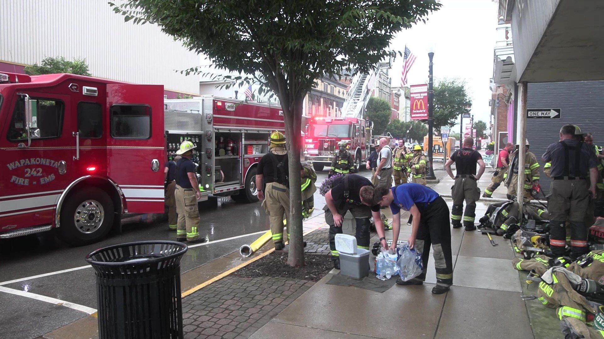 Fire damages Wapakoneta business, teens help alert authorities